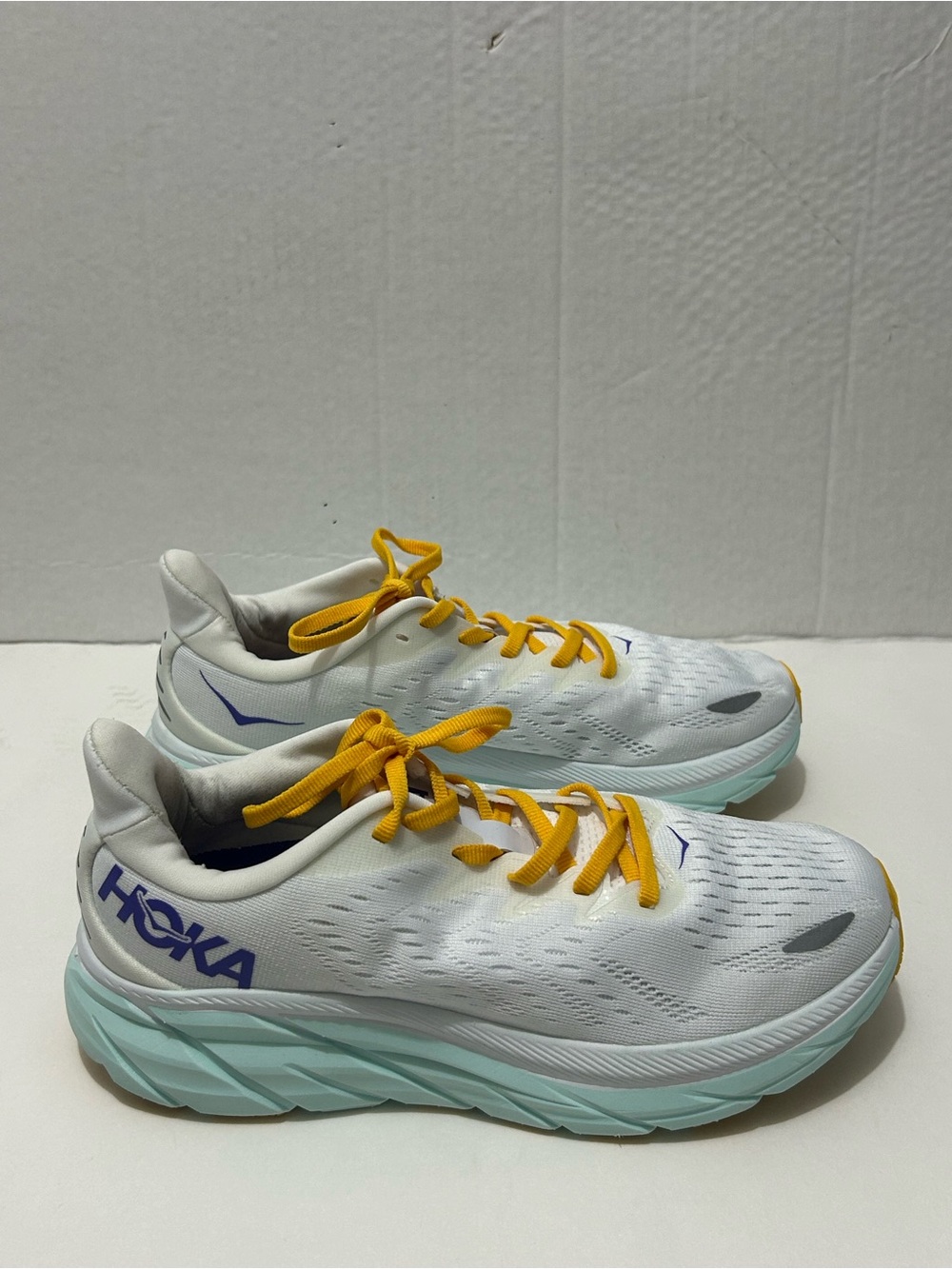 HOKA CLIFTON 8 - Mens
Athletic Shoes White Yellow Mint- Size 7 D